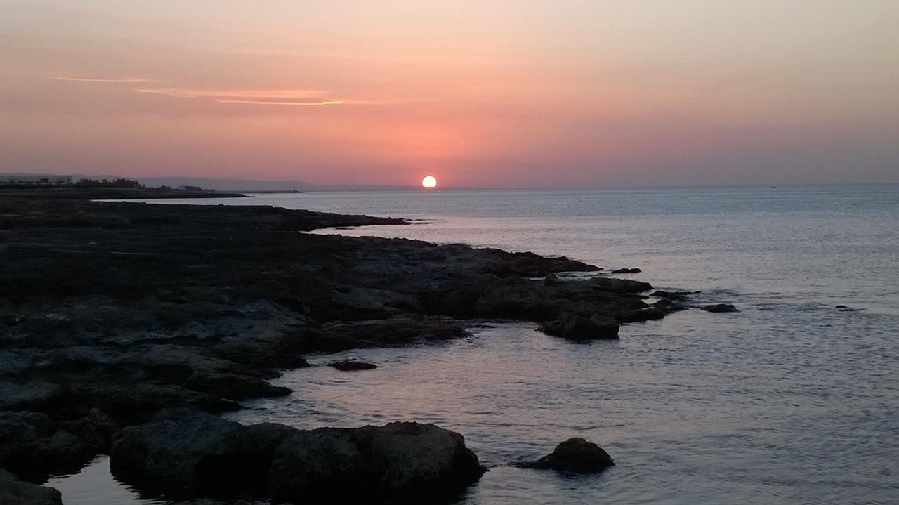 Aurasia Alla Marina Ostuni Bagian luar foto