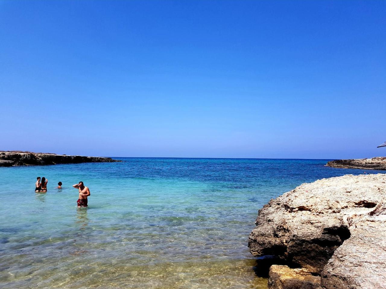 Aurasia Alla Marina Ostuni Bagian luar foto